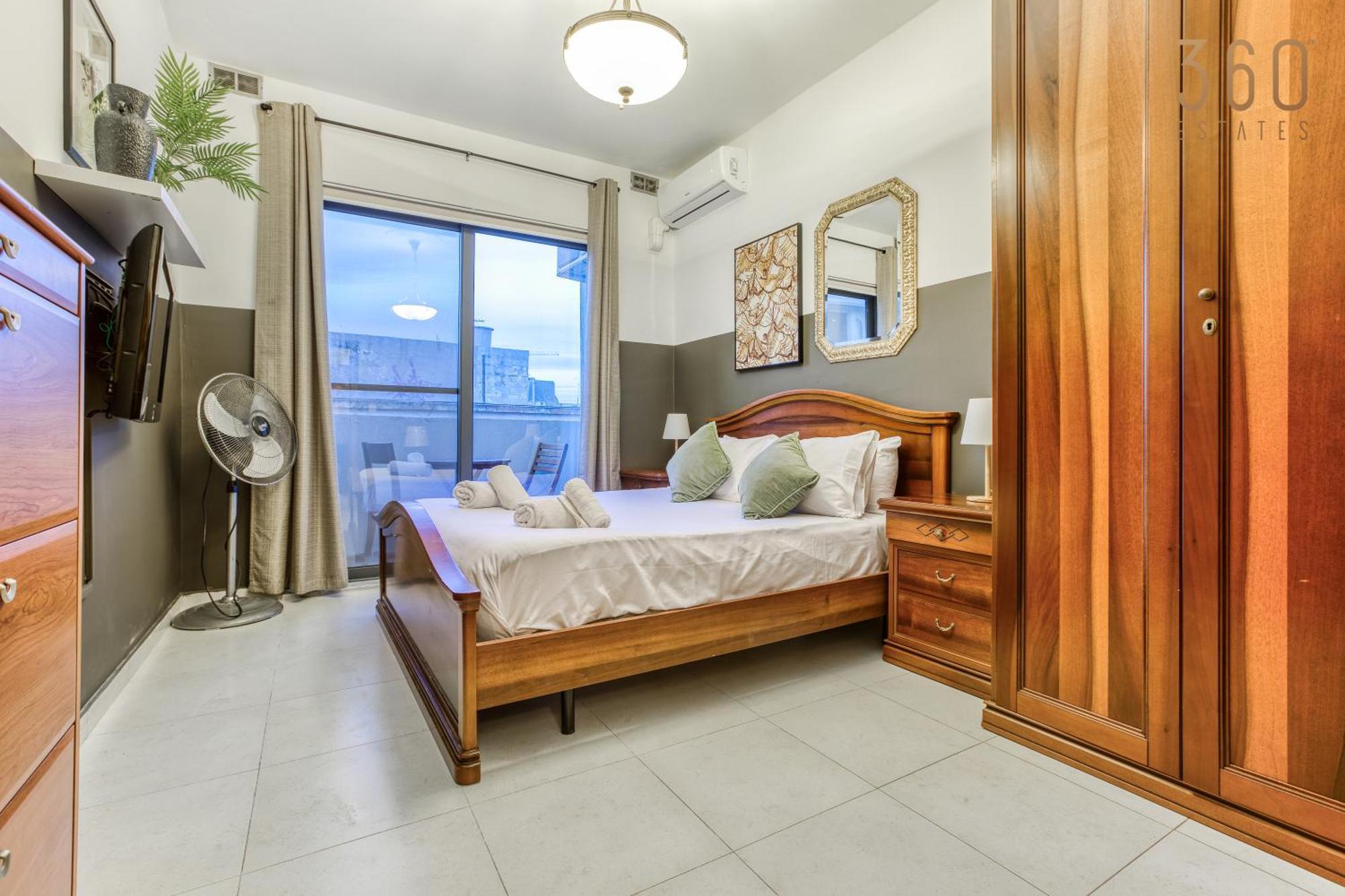 A Comfortable Apartment In The Heart Of Paceville Bt 360 Estates San Ġiljan Exterior foto